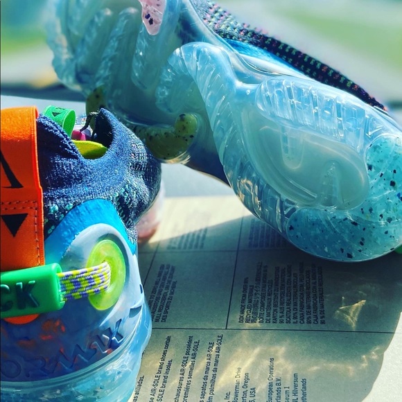 Womenβs Air Vapormax 2020 FX Deep Blue/Multi-Color Size 7.5 - Picture 5 of 7